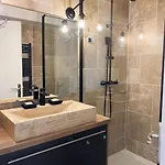 Panoramic - Magnifique T3, Climatise Avec Parking *
